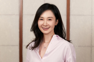 Actor Chae Si-ra steps on stage as dancer in 'Pure Heart'
