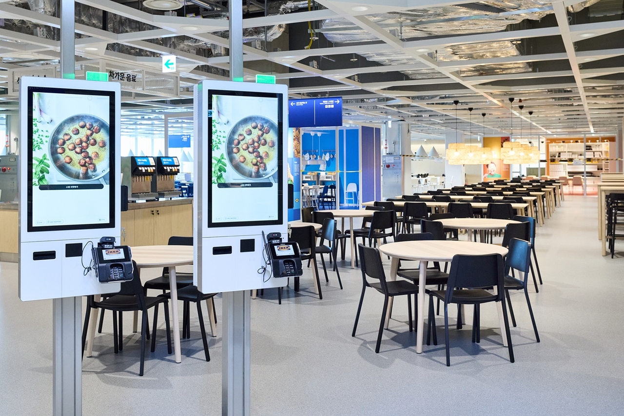 Ikea Gangdong's in-store dining area, featuring self-service kiosks (Ikea Korea)