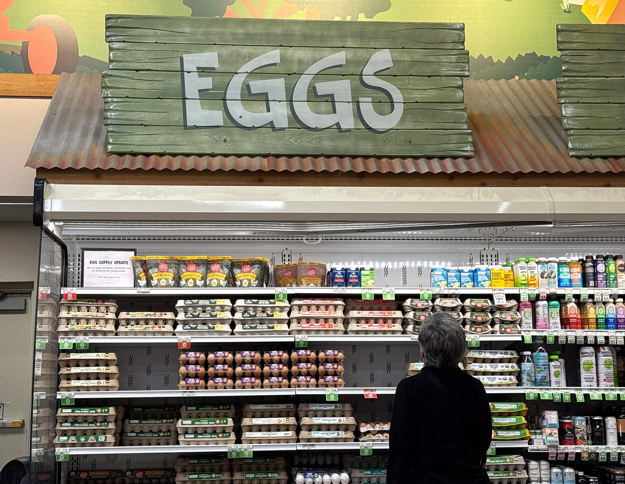 A customer shops for eggs at a Sprouts grocery store in San Rafael, California, Friday. AFP-Yonhap