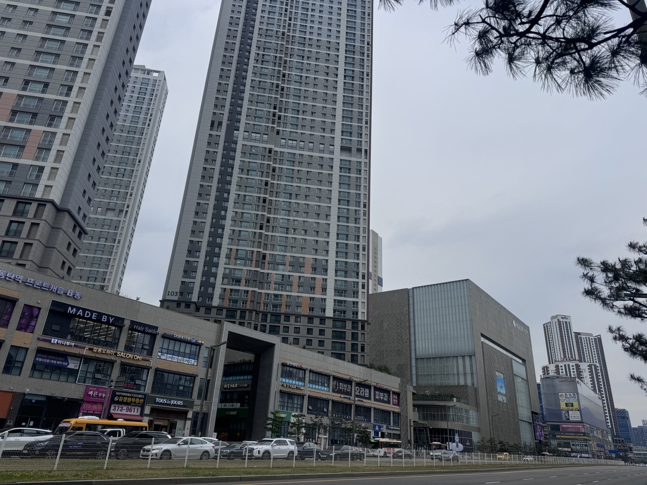 경기도 화성시 동탄역 인근 롯데백화점과 주변 아파트들 서영상 기자