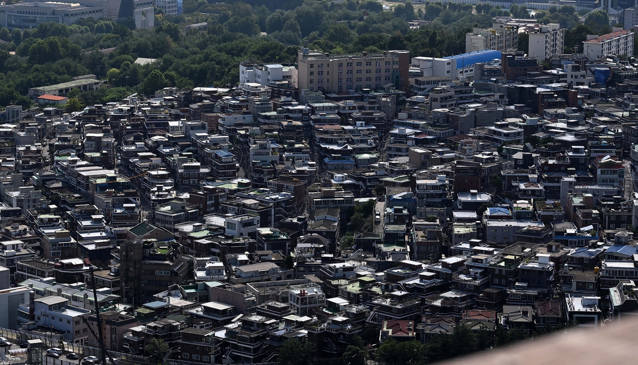 서울 남산에서 바라본 용산구 일대 모습. 이상섭 기자