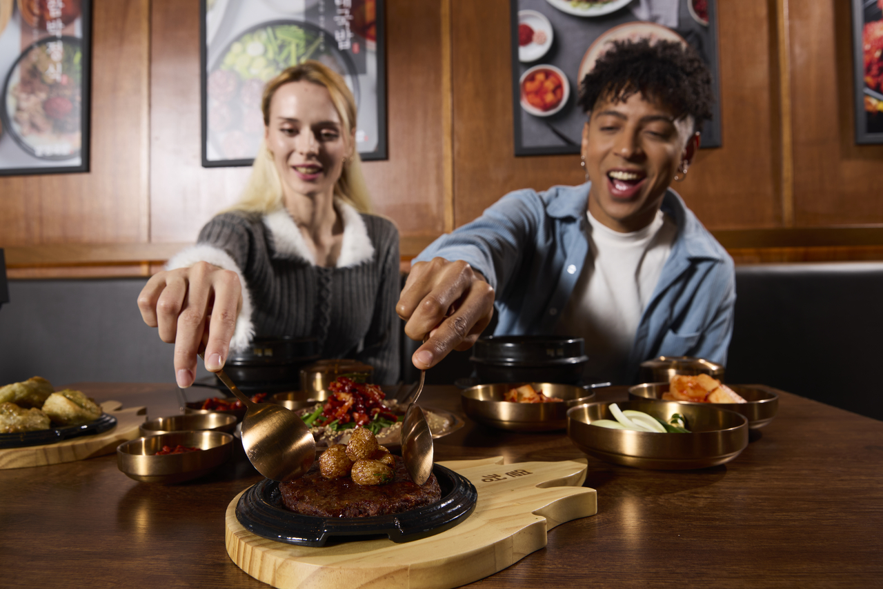 Passion Gukbap, with more than 300 outlets in Korea, eyes global expansion, starting with the US West Coast and Japan. (Passion Gukbap)