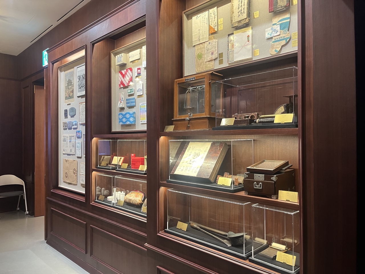 The museum at The Heritage presents digital archives and historical materials related to both the building and the history of commerce in Korea. (Shinsegae Group)