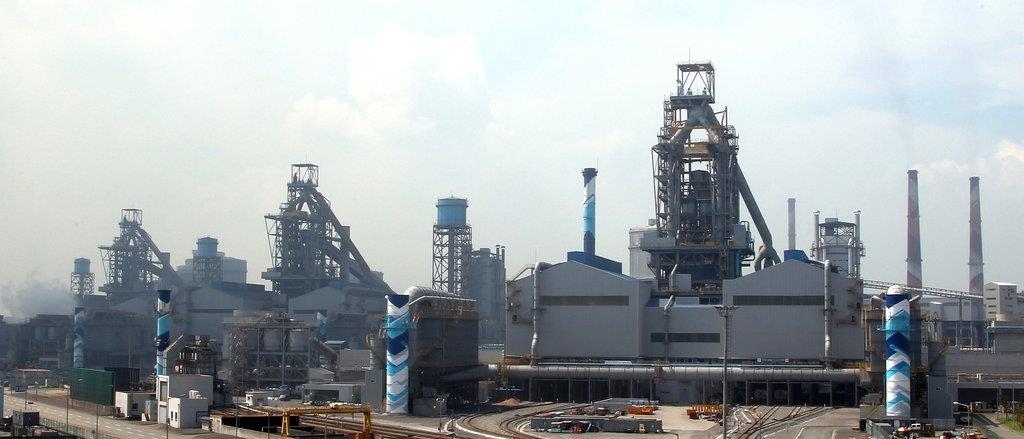 This file photo shows integrated steel mill in Dangjin, about 80 kilometers southwest of Seoul. (Hyundai Steel)