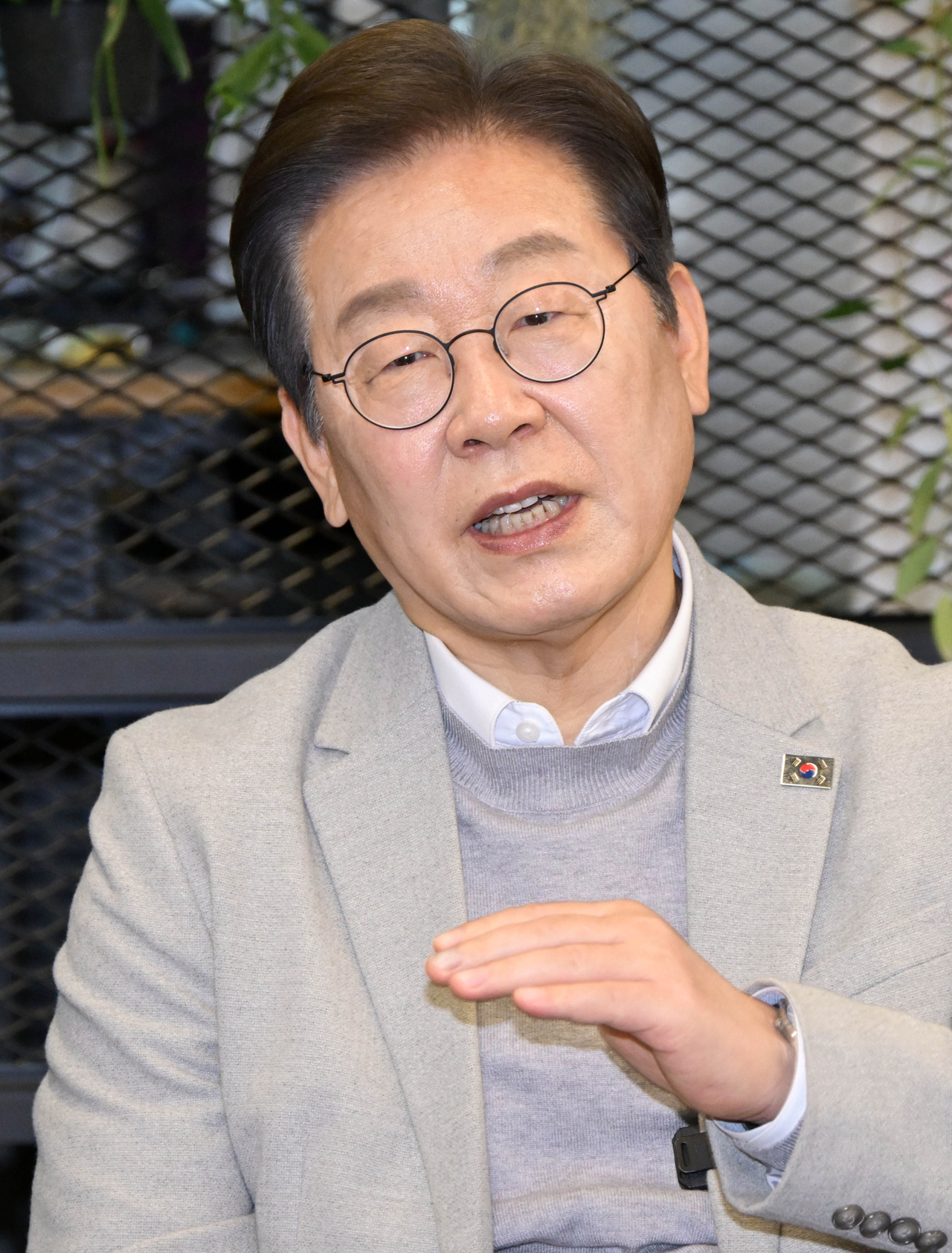 이재명 더불어민주당 대선 예비후보가 14일 서울 강남구 퓨리오사AI에서 모두발언을 하고 있다. 국회사진기자단