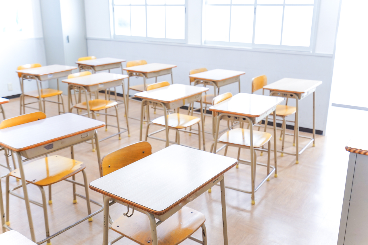 An empty classroom (123rf)
