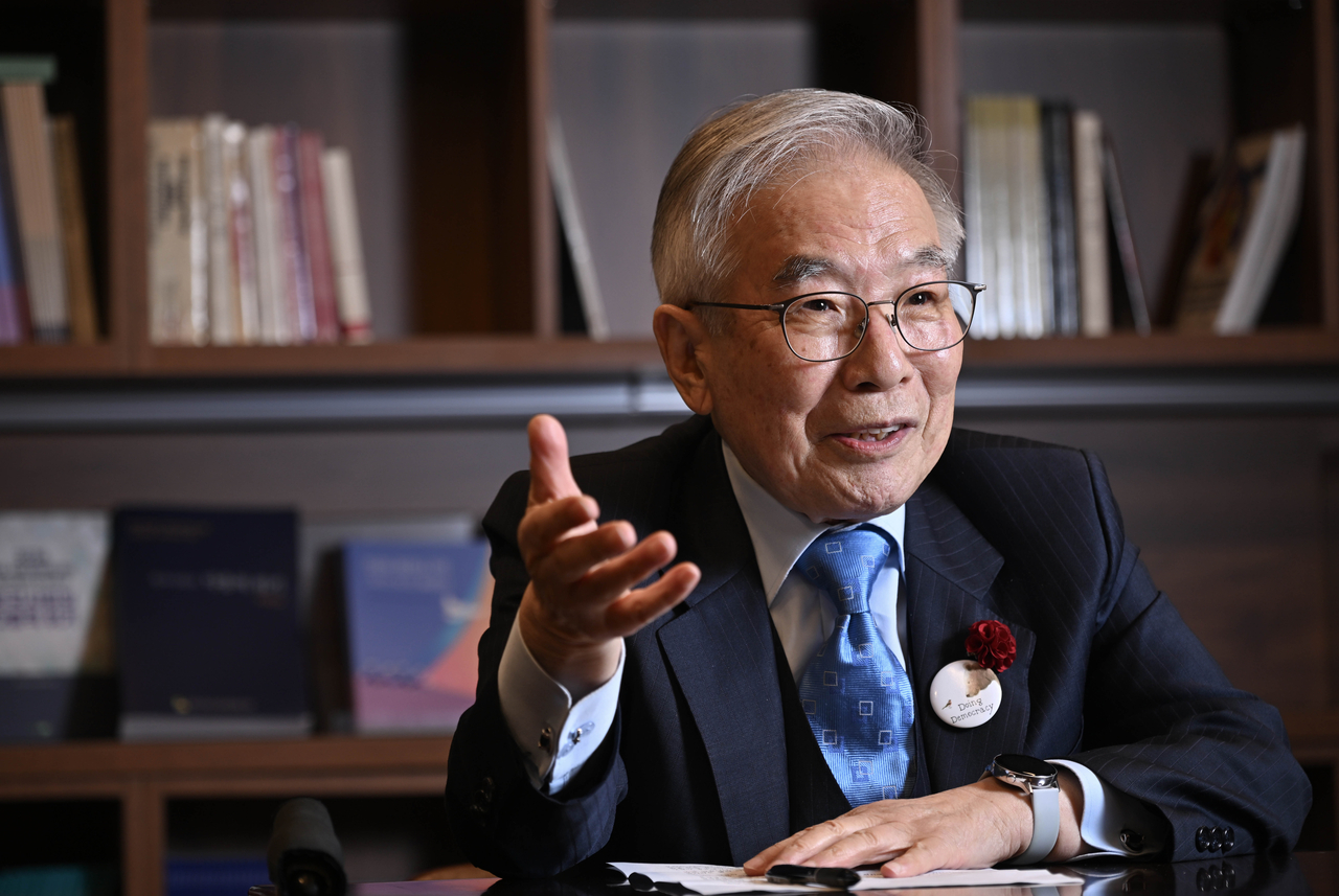 The Rev. Kim Sang-keun speaks during an interview with The Korea Herald at his office in Seoul on Tuesday. (Im Se-jun/The Korea Herald)