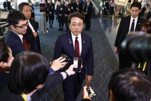 Trump joins tariff talks with Japan seeking deals