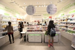 Korean sunscreen flying off US shelves amid tariff fears