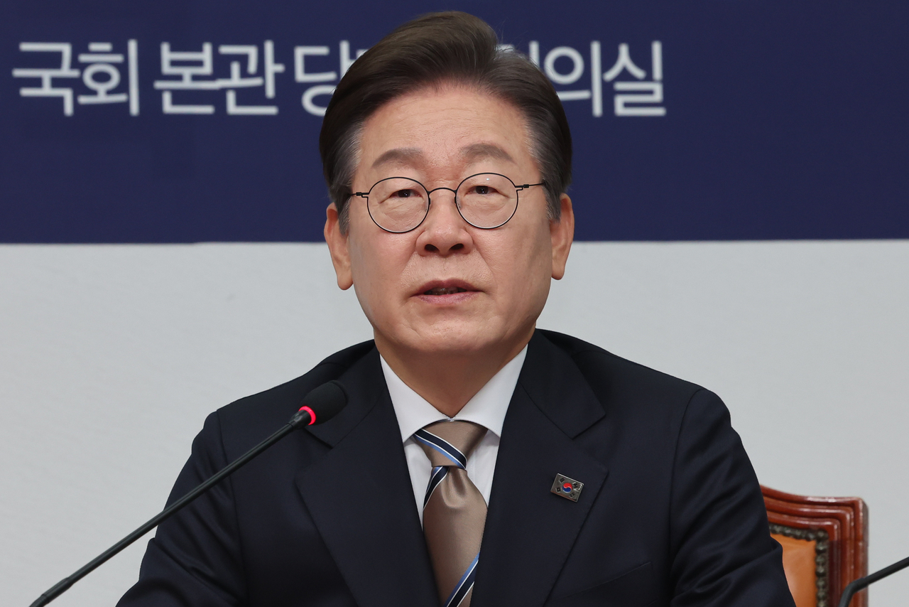 Lee Jae-myung, former leader of the liberal Democratic Party, speaks during a ceremony pledging a clean election campaign held at the National Assembly in Seoul on Wednesday. (Yonhap)