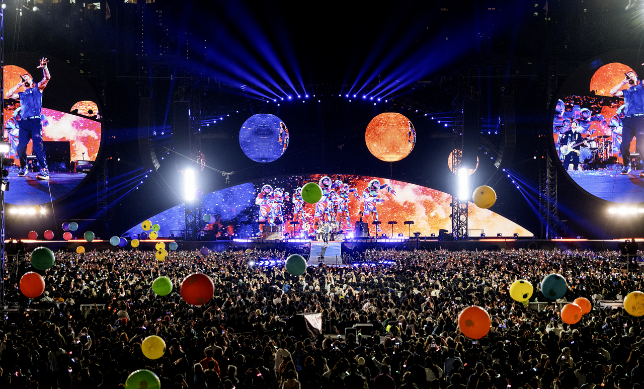 Coldplay performs at "Music of the Spheres," held at Goyang Sports Complex Stadium, Goyang, Gyeonggi Province, Wednesday. (Live Nation Korea)