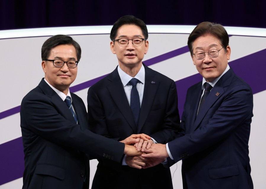 이재명 “정부 부담 민간에 떠넘기는 증세 바람직하지 않다”