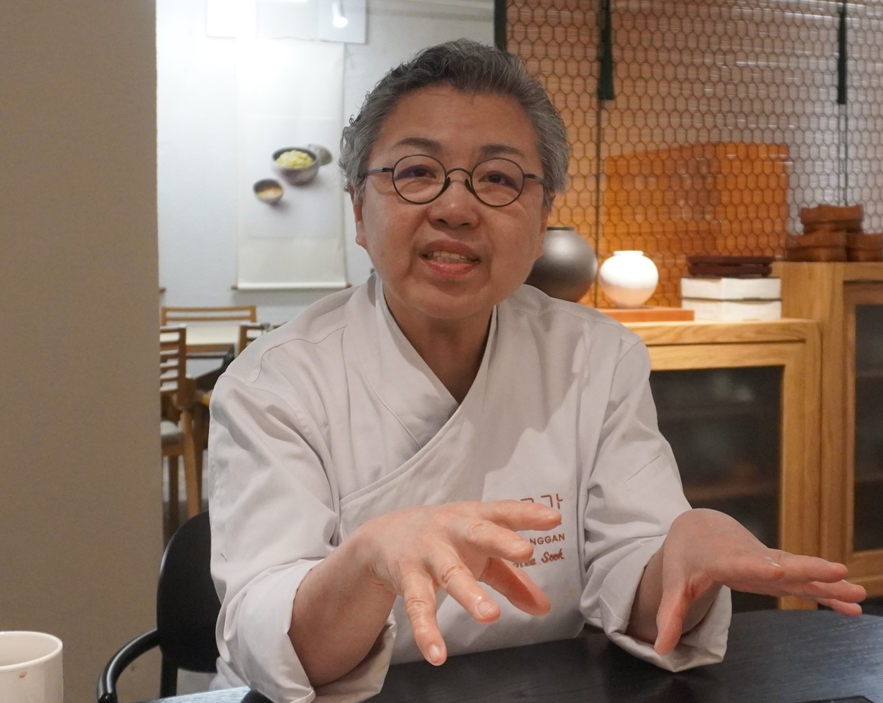 인터뷰 중인 조희숙 셰프. 채상우 기자