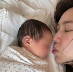 손담비, 생후 10일된 딸 공개…행복한 미소