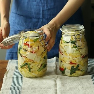 71. Baek kimchi (white kimchi)
