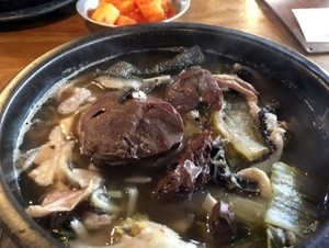 9. Seonjitguk (cow blood soup)