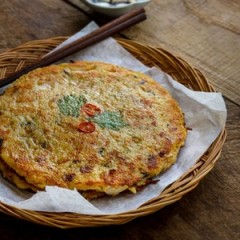 60. Nokdujeon (mung bean pancake)