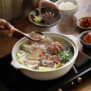 81. Yeonpotang (octopus soup)