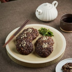 49. Tteokgalbi (short rib patties)