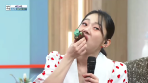 실물 연탄과 얼마나 똑같길래…엄지인도 “생방송 중 거짓말 하시면 안돼”