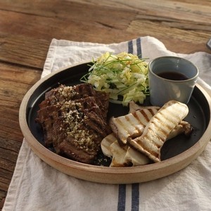 Korean-style grilled beef with mushroom