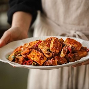 Stir-fried tofu and pork
