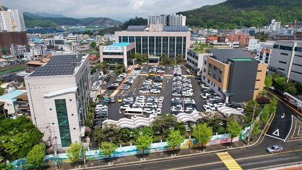 칠곡군청사 전경.[칠곡군 제공]