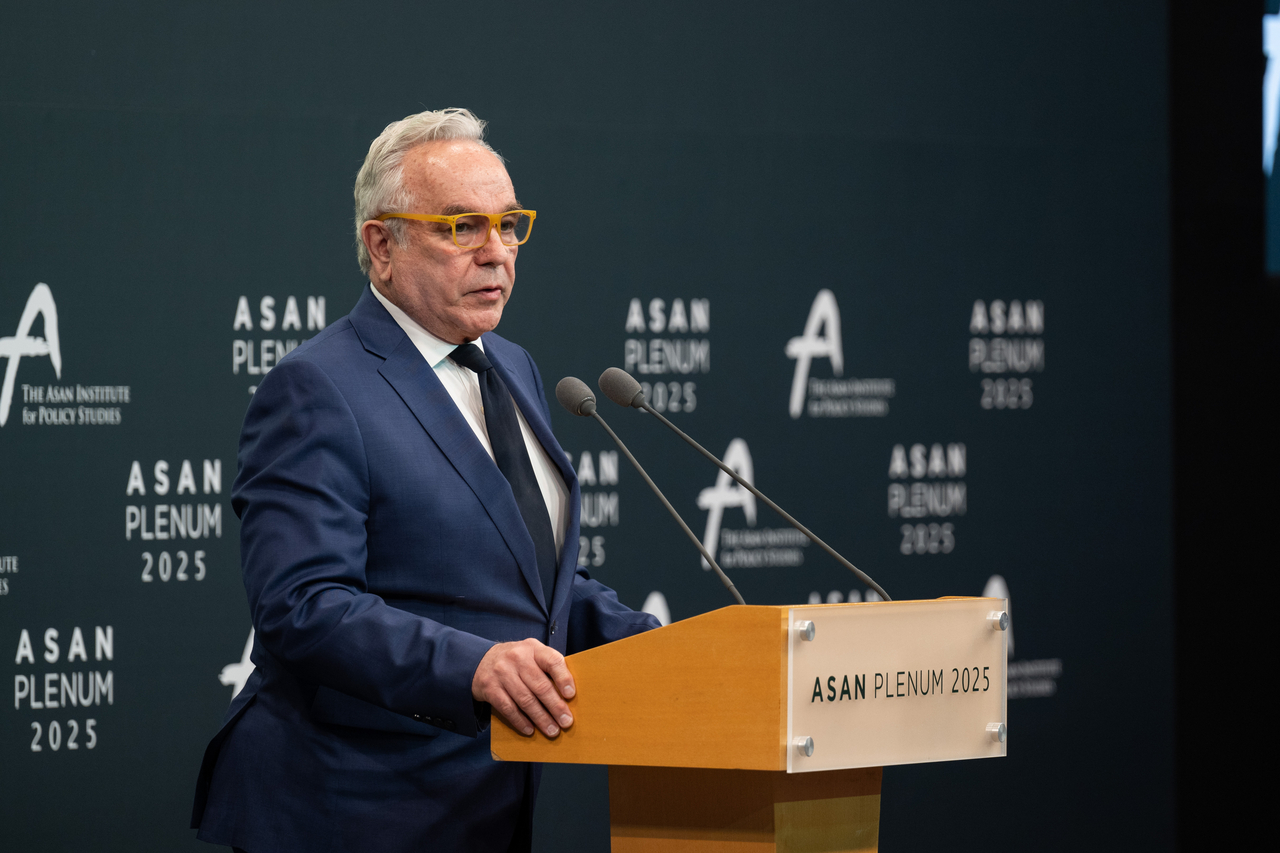 Former US Deputy Secretary of State Kurt Campbell speaks during Asan Plenum 2025 hosted by the Asan Institute for Policy Studies on Wednesday at the Grand Hyatt Seoul. (Asan Institute for Policy Studies)