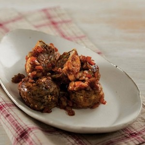 Szechuan-style shiitake beef patties