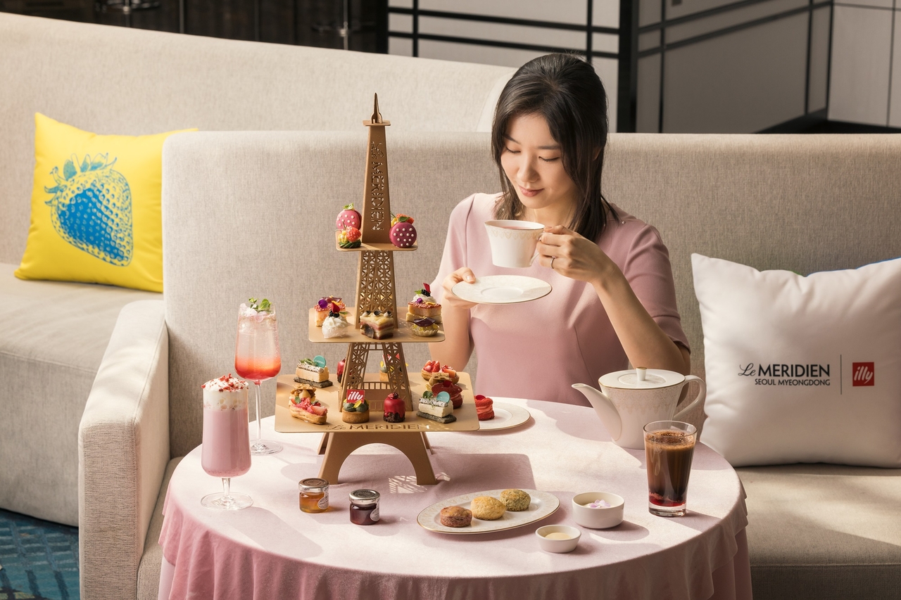 Promotional image for Lemiere Strawberry Afternoon Tea Set (Le Meridien Seoul Myeongdong)