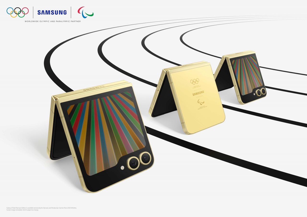 Galaxy Z Flip 6 Olympic edition unveiled at the Galaxy Unpacked 2024 event in Paris, France, on Jul. 10, 2024. (Samsung Electronics Co.)