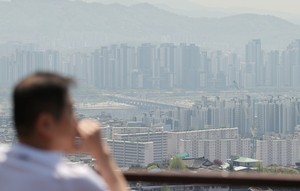 “강남 아파트 패닉바잉 진짜였네” 상위 50개 단지, 5년 만에 최대로 올랐다[부동산360]
