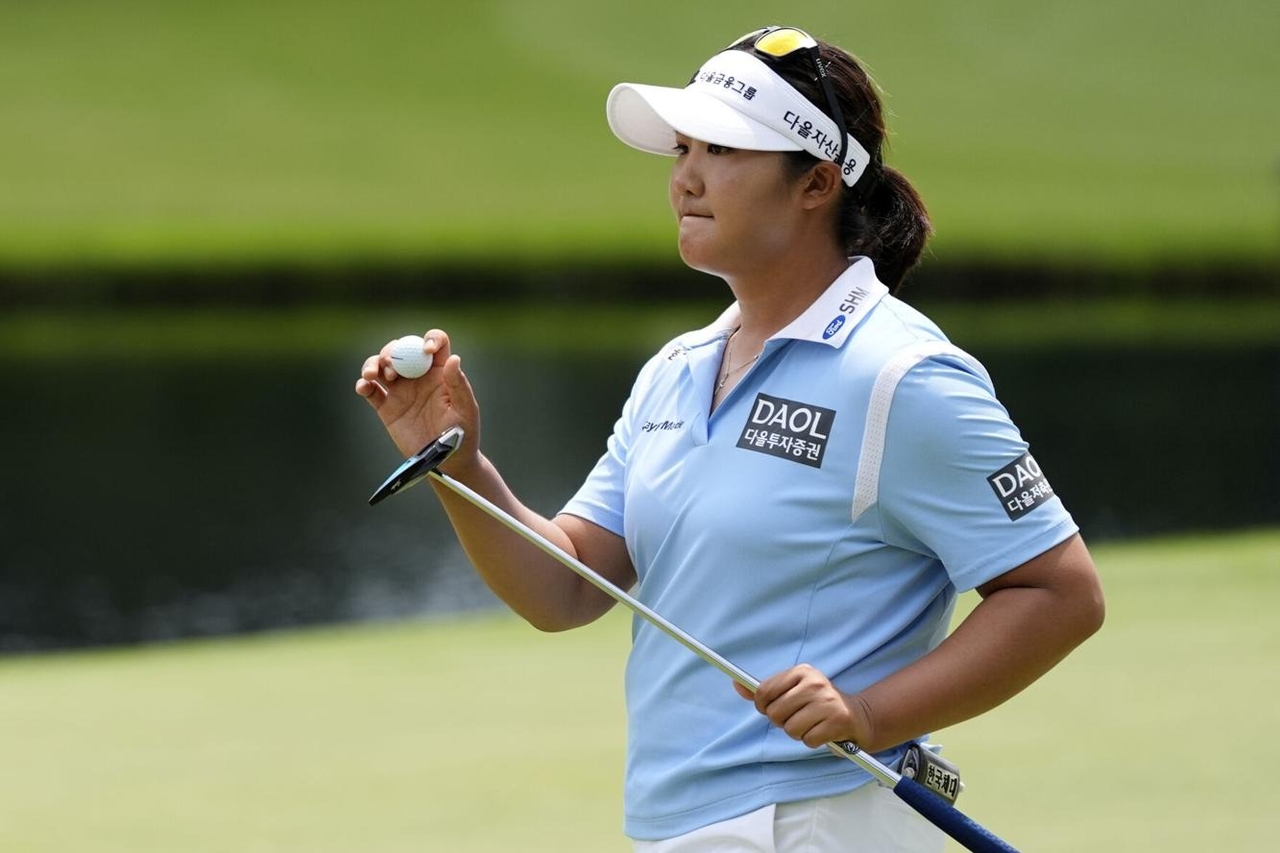 제로 토크 퍼터로 교체해 첫날 7언더파를 몰아친 유해란. [사진=LPGA]