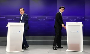 홍준표 “박근혜 터무니없이 35년 구형” 한동훈 “석방 반대한 사람”