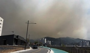 강원 인제 산불 2단계 격상…경북 산불 진화 완료