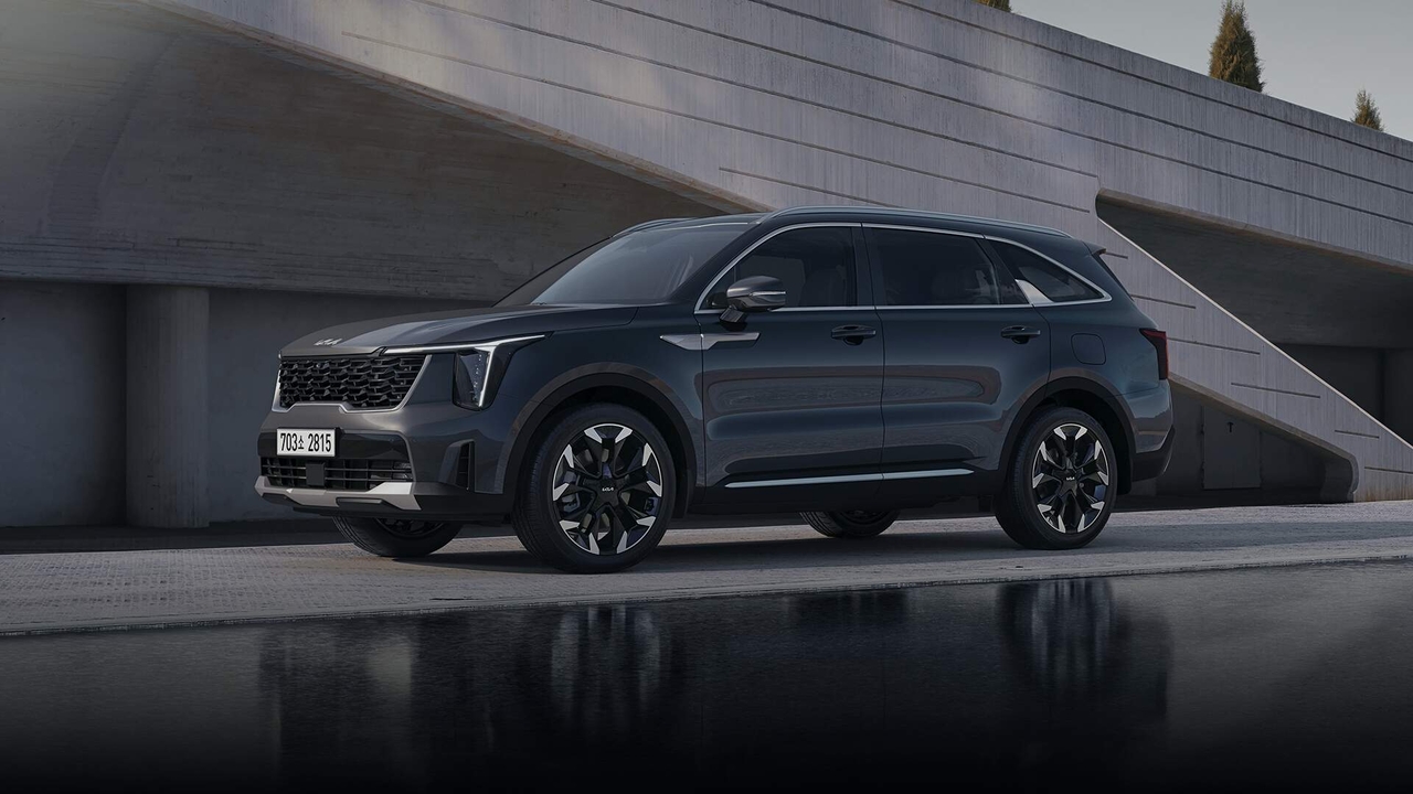 Kia Sorento Hybrid SUV (Kia)
