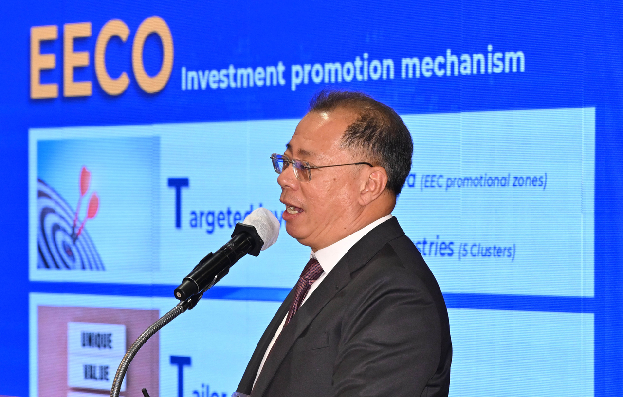 Dr. Chula Sukmanop, secretary-general of the Eastern Economic Corridor Office of Thailand, speaks at the Ignite Thailand-Korea Business Forum held at Lotte Hotel Seoul on Tuesday. (Im Se-jun/The Korea Herald)