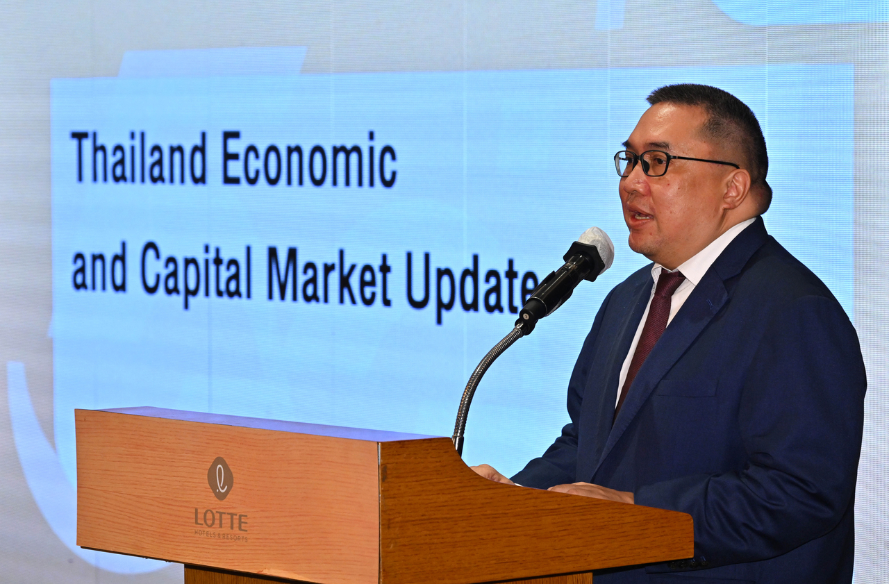 Stock Exchange of Thailand's Senior Executive Vice President Dr. Soraphol Tulayasathien speaks at the Ignite Thailand-Korea Business Forum held at Lotte Hotel Seoul on Tuesday. (Im Se-jun/The Korea Herald)