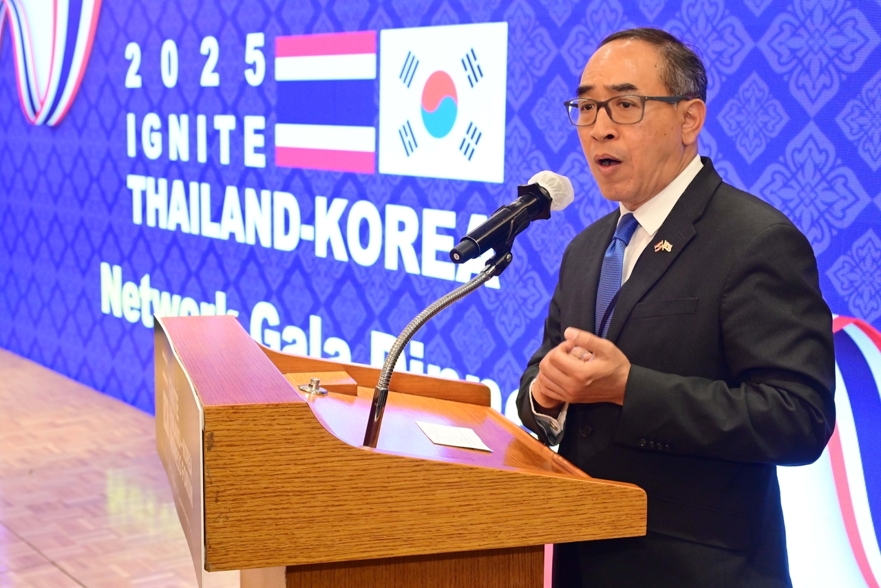 Thailand's Ambassador to South Korea Tanee Sangrat gives his welcoming remarks at the Ignite Thailand-Korea Business Forum held at Lotte Hotel Seoul on Tuesday. (Im Se-jun/The Korea Herald)