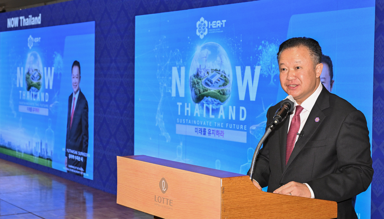 Industrial Estate Authority of Thailand Chair Yuthasak Supasorn delivers his keynote address at the Ignite Thailand-Korea Business Forum held at Lotte Hotel Seoul on Tuesday. (Im Se-jun/The Korea Herald)