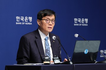 이창용 “한미 환율 논의 나쁘지 않아…금리 인하 속도는 조정”