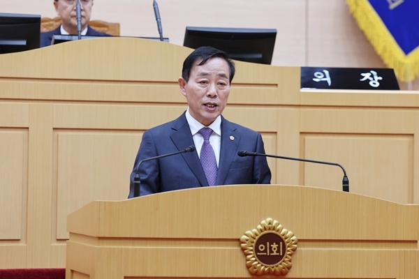 서대현 전남도의원이 임시회에서 5분 발언을 하고 있다. [도의회 제공]