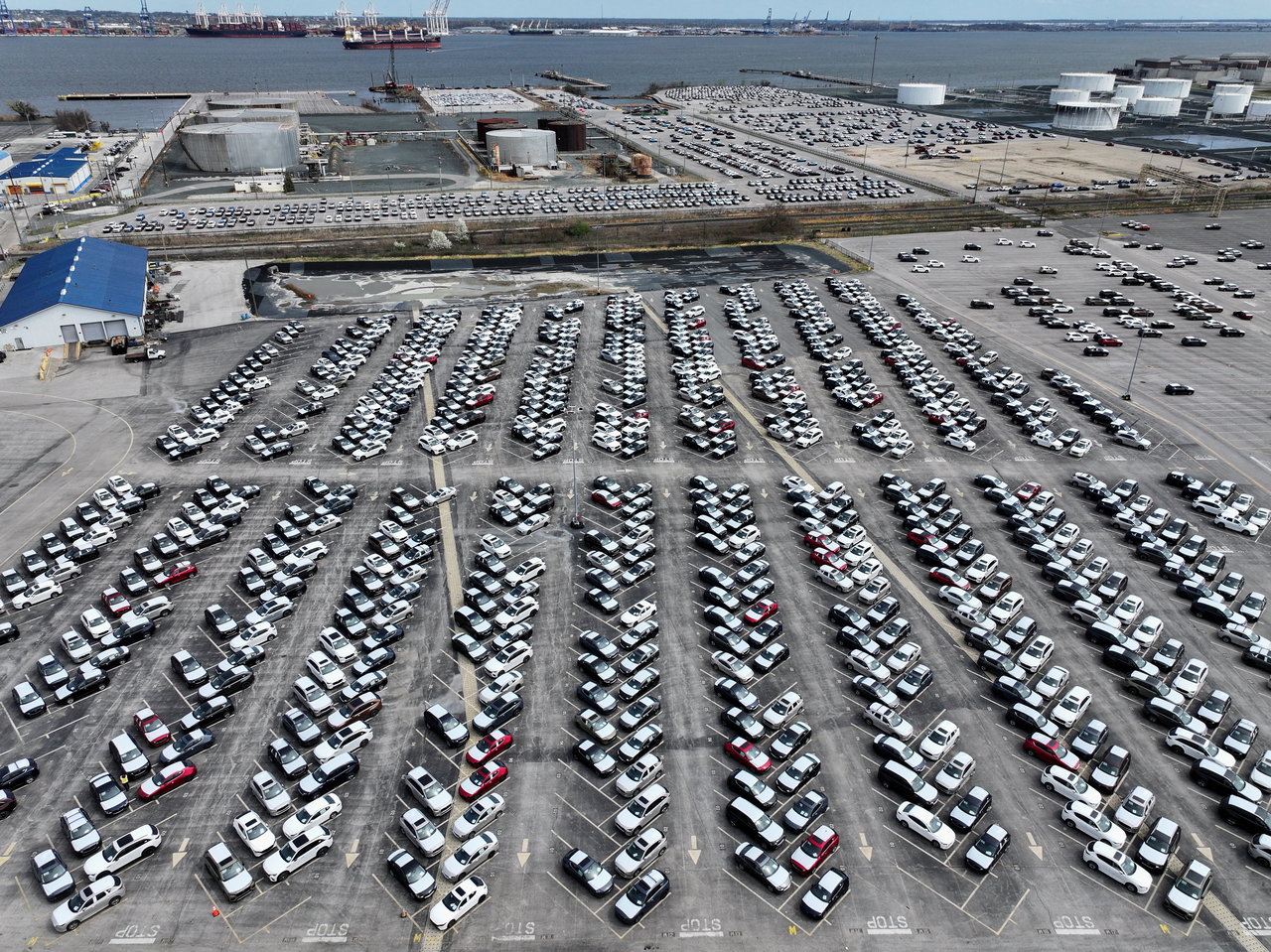 New vehicles stored at the Port of Baltimore, Maryland, April 2 Reuters-Yonhap