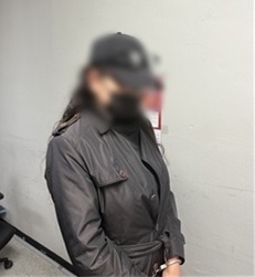 여장을 한 채 전국의 식당을 돌며 무전취식을 일삼은 50대 남성. [대전동부경찰서 제공]