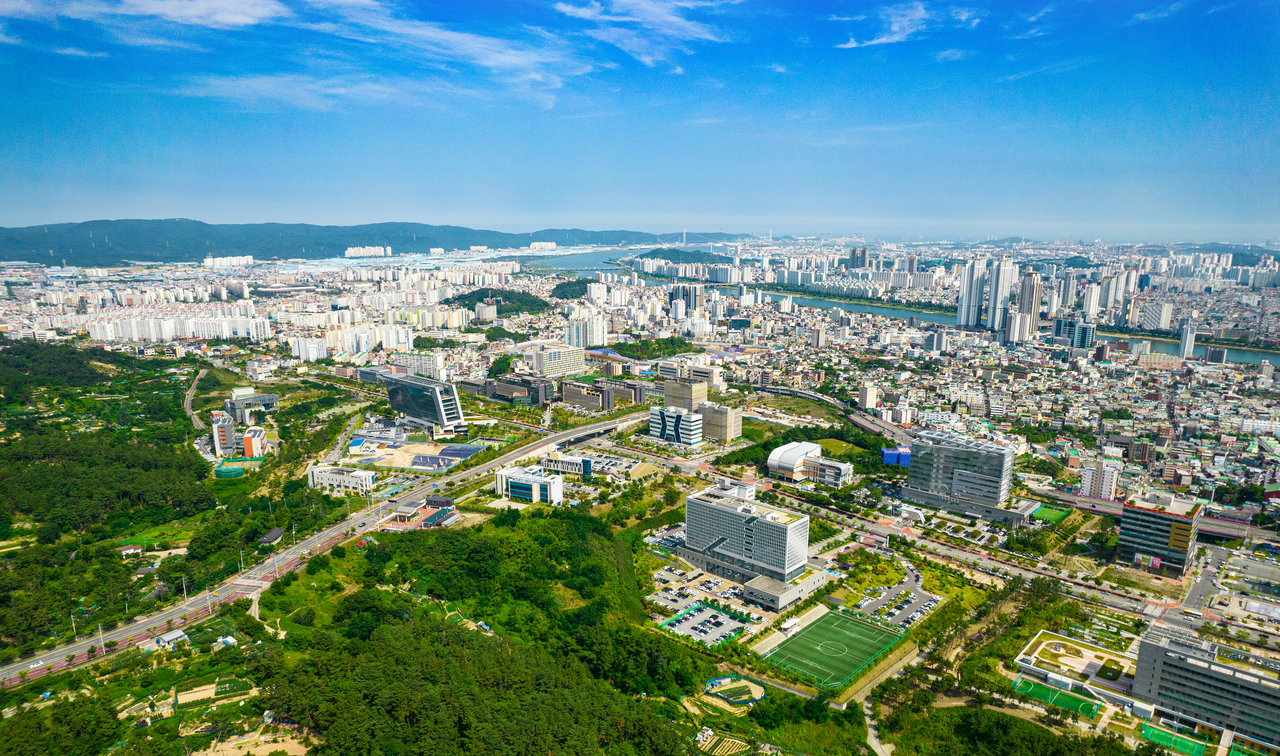 울산 지역 개별주택 공시가격이 표준주택 공시가격 상승에 따라 지난해 대비 평균 1.3% 상승한 것으로 나타났다. 사진은 울산 시가지 모습 [울산시 제공]