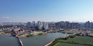천안 신흥 부촌 ‘성성호수공원’ 내 조성… 성성자이 레이크파크 선점 발길 분주