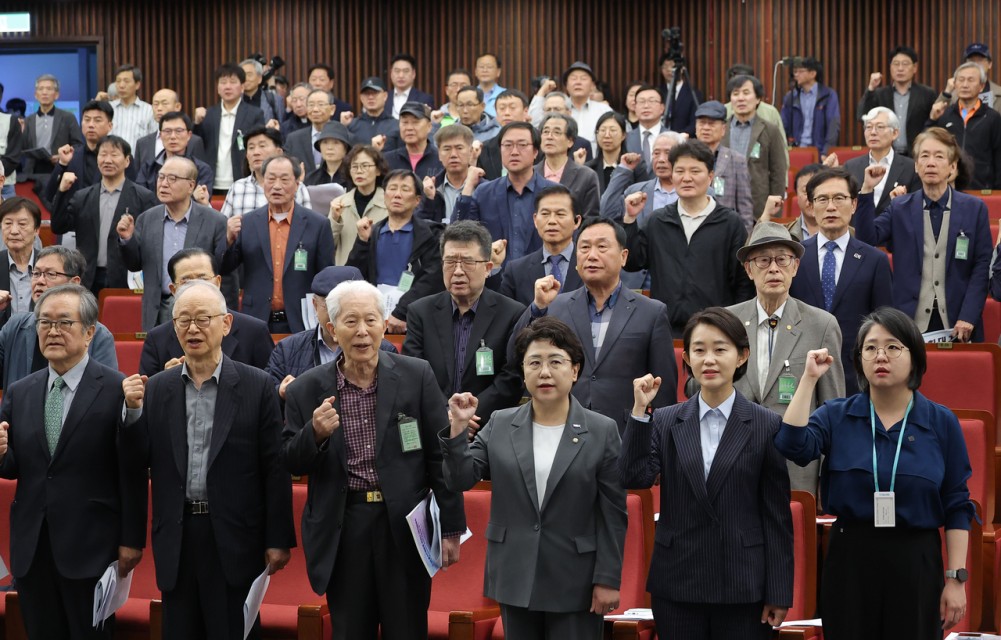 조국혁신당 당직자 ‘성추행 혐의’로 상급자 고소…경찰 수사 착수