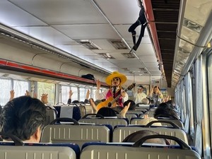 Take Retro Romantic Train for nostalgic journey to heartland