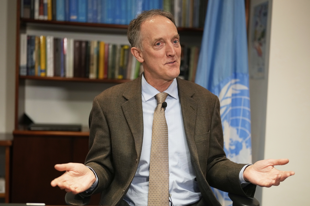 UN High Commissioner for Human Rights in Colombia Scott Campbell gives an interview in Bogota, Colombia, Tuesday. (AP-Yonhap)