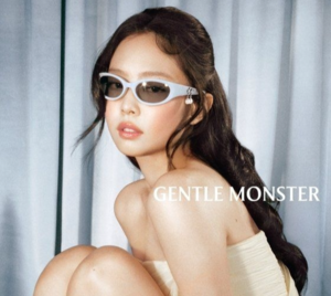 “이게 안경이냐” 놀림받던 브랜드…‘제니 픽’ 글로벌 기업이 된 사연 [언박싱]